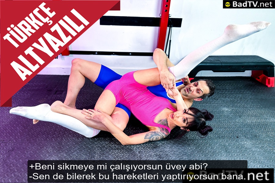 Üvey Abisiyle Spor Yaparken Bilerek Bedenine Elleten Sikilmeli Sürtük